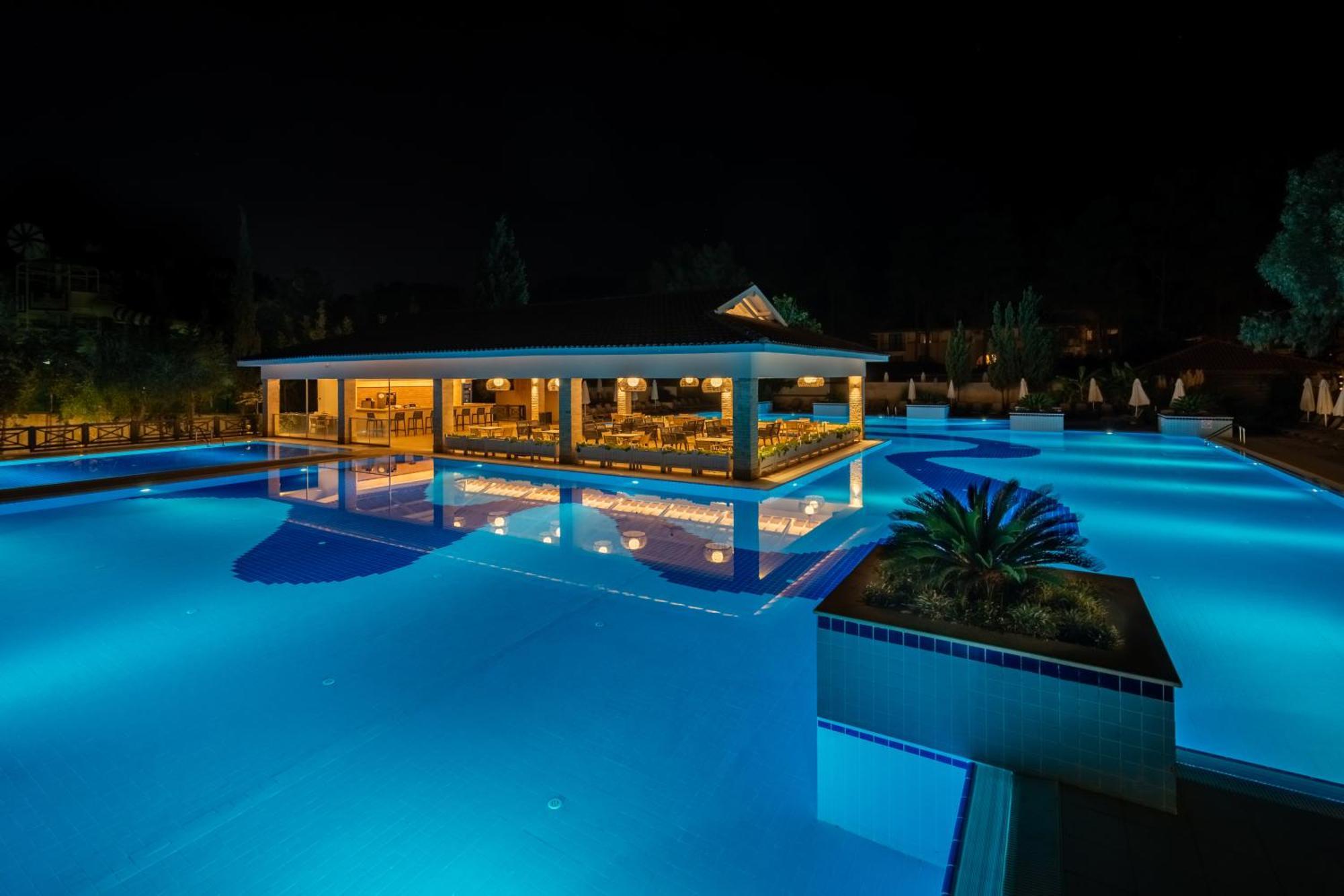 Champion Holiday Village Бельдібі Екстер'єр фото